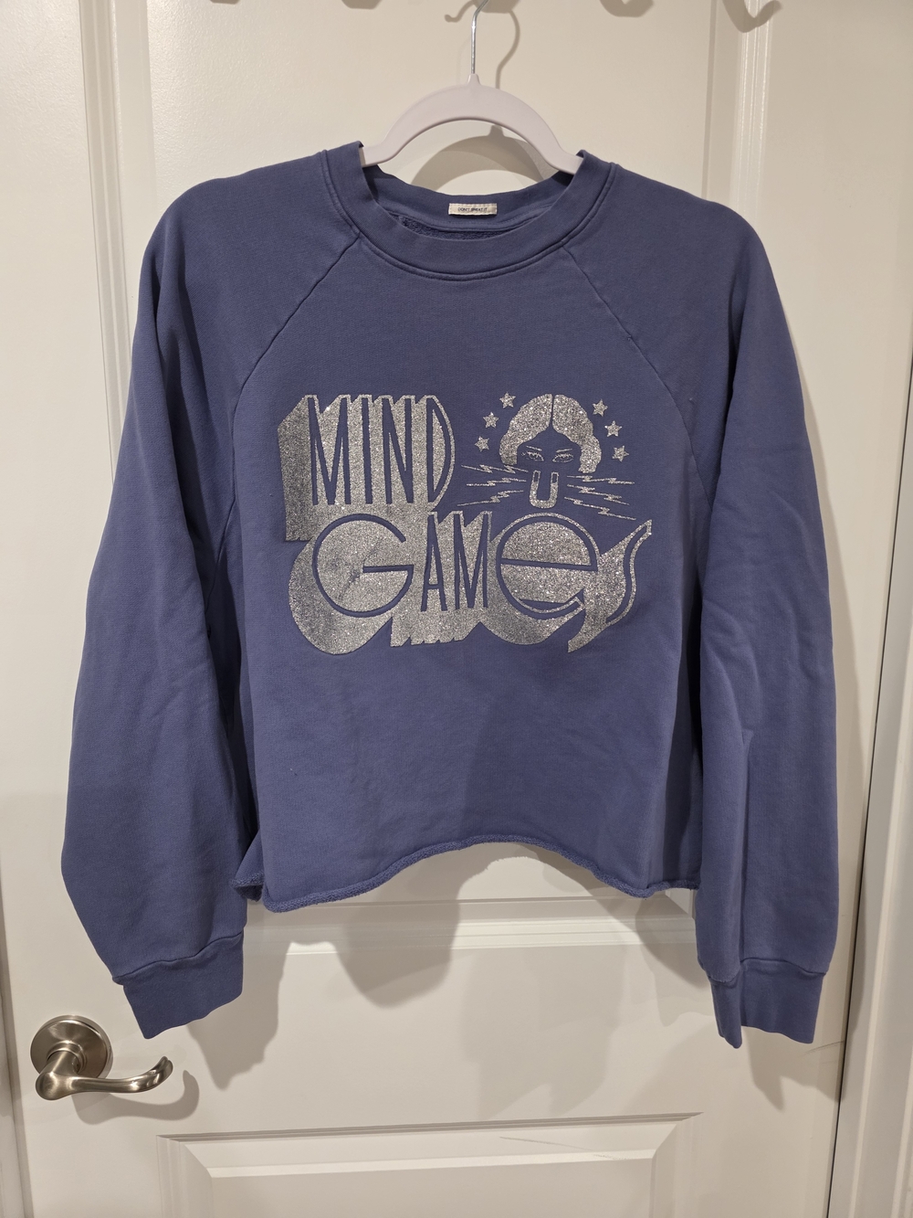 MOTHER The Boost Crop Cut-Off Sweatshirt